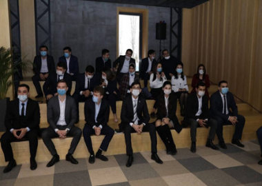 Ёшлар билан очиқ мулоқот