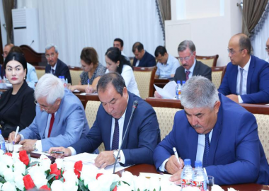 “Касаба уюшмалари тўғрисида”ги Ўзбекистон Республикаси Қонуни лойиҳасининг муҳокамаси хақида