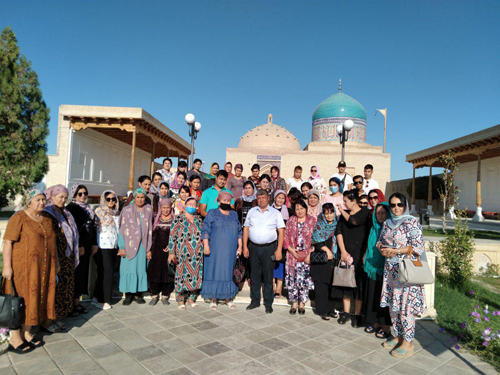 Ходимлар учун тарихий шаҳарларга саёхат уюштирилди