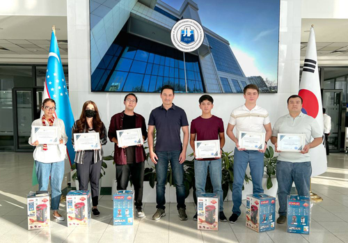 Ходим ва талабалар тақдирланди.