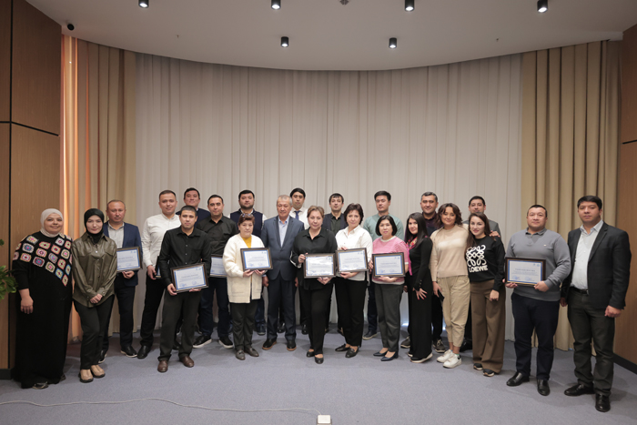 Касаба уюшмаси қўмитаси фаоллари рағбатлантирилди